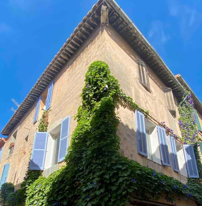 Click! Casa Lamartine Fabulous Ideal Location Walk To All!!! Кассі Екстер'єр фото