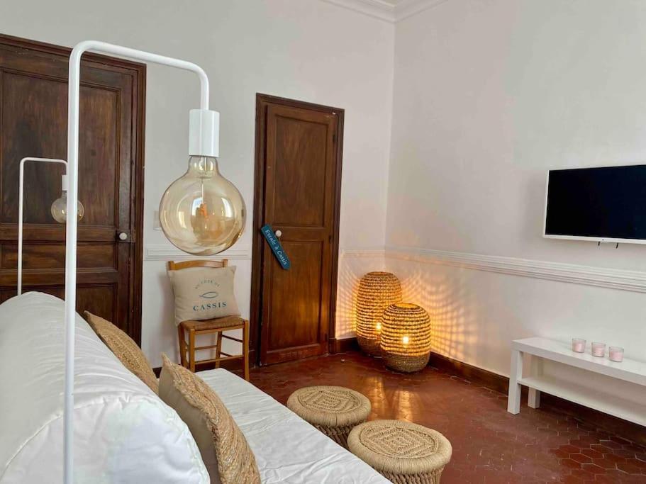 Click! Casa Lamartine Fabulous Ideal Location Walk To All!!! Кассі Екстер'єр фото