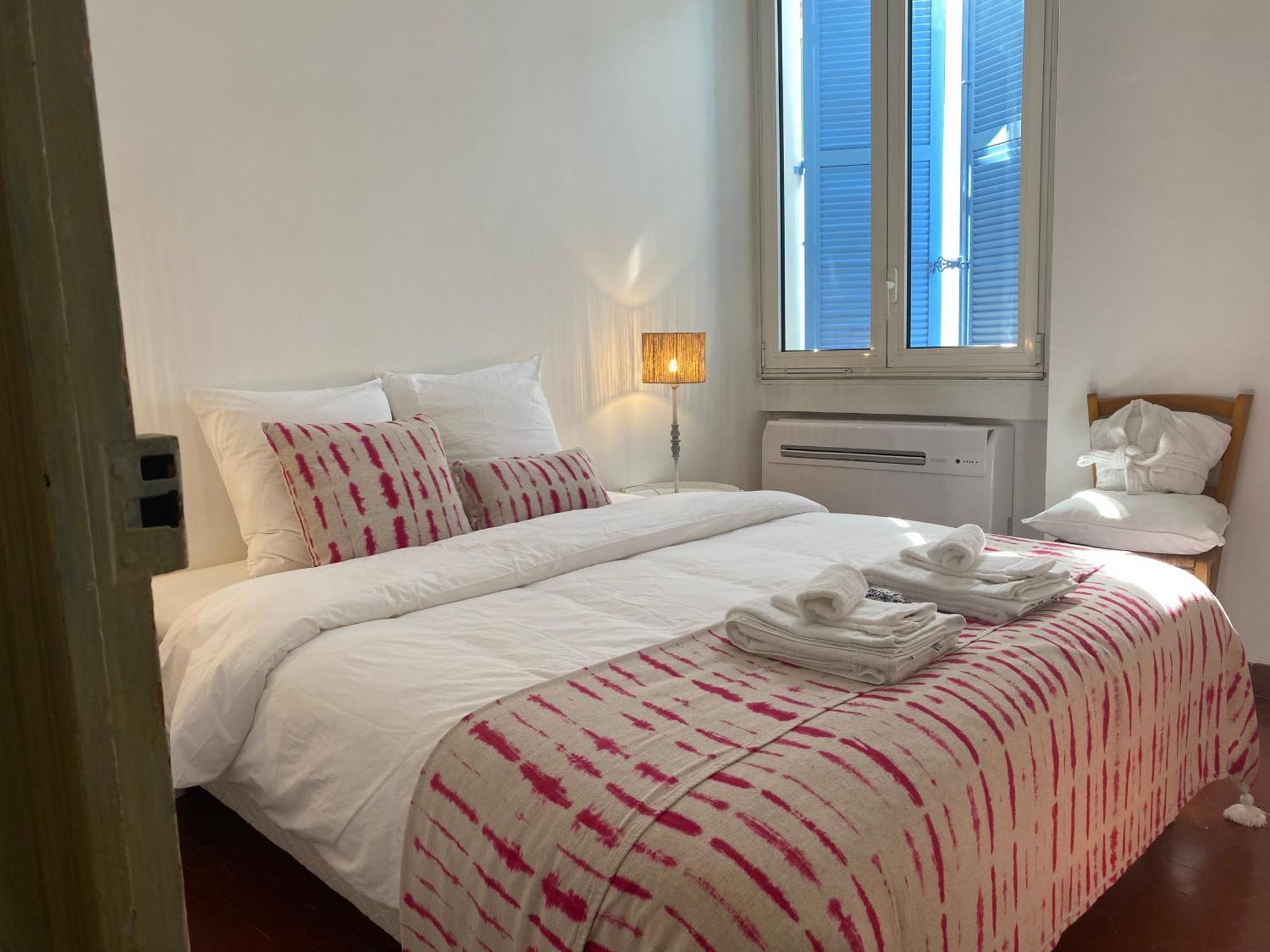 Click! Casa Lamartine Fabulous Ideal Location Walk To All!!! Кассі Екстер'єр фото